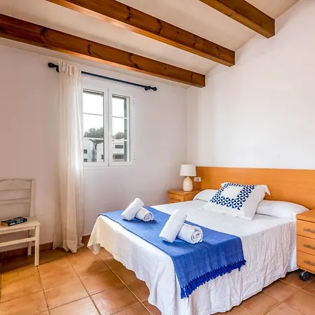 Sleeps 8 With Pool And Air Con 圣托马斯
